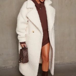 Moving out closet sale